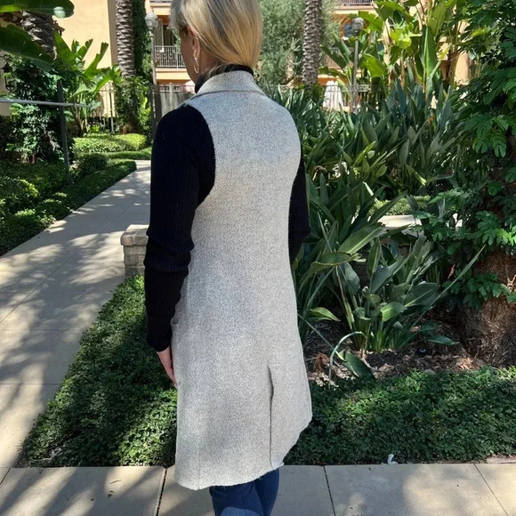 Long Sweater Vest Heather Oatmeal/Beige Open Front With Pockets Sleeveless Soft - Picture 6 of 9